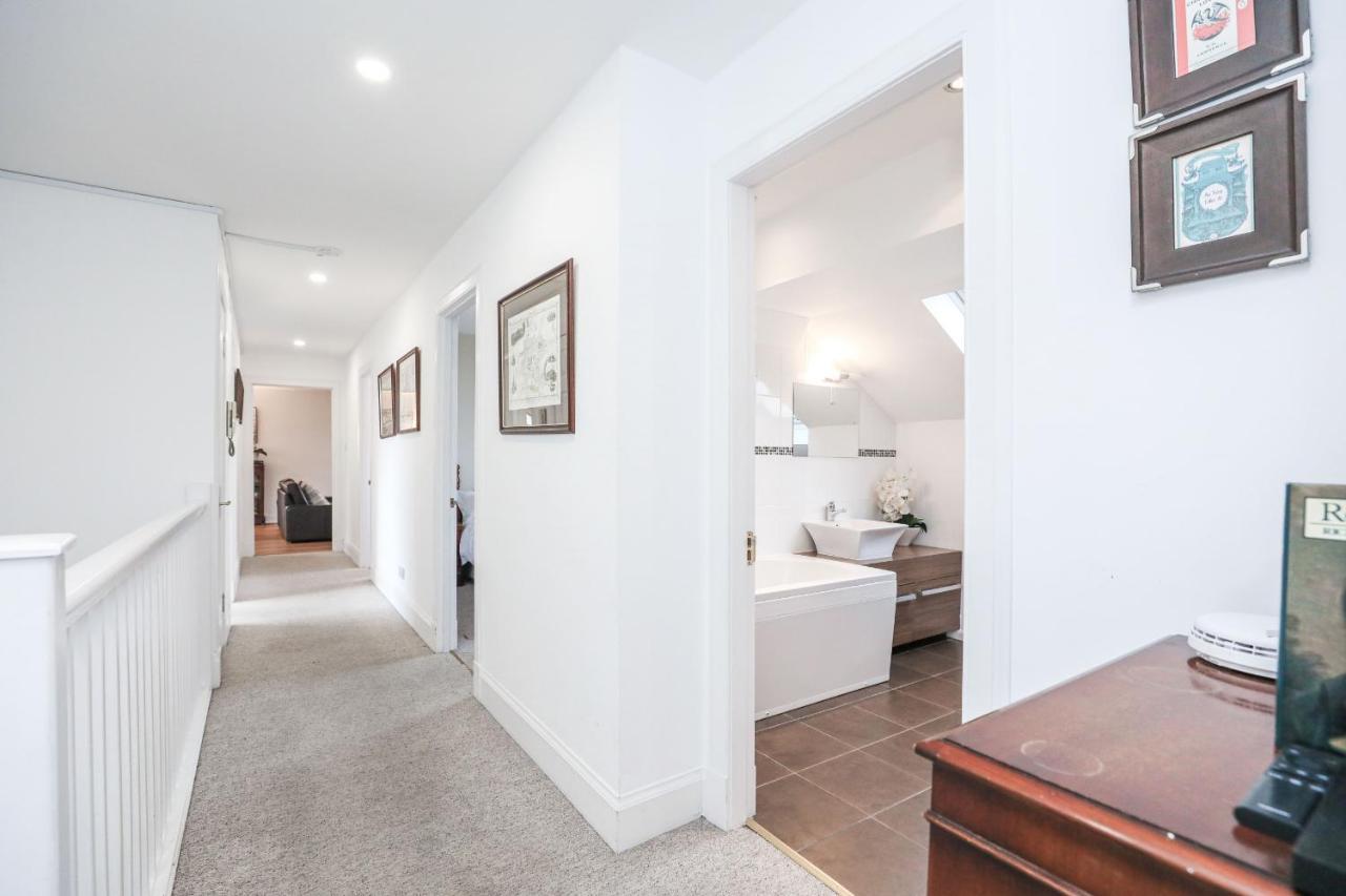 Luxury 3 Bed Royal Mile Apartment Edimburgo Exterior foto