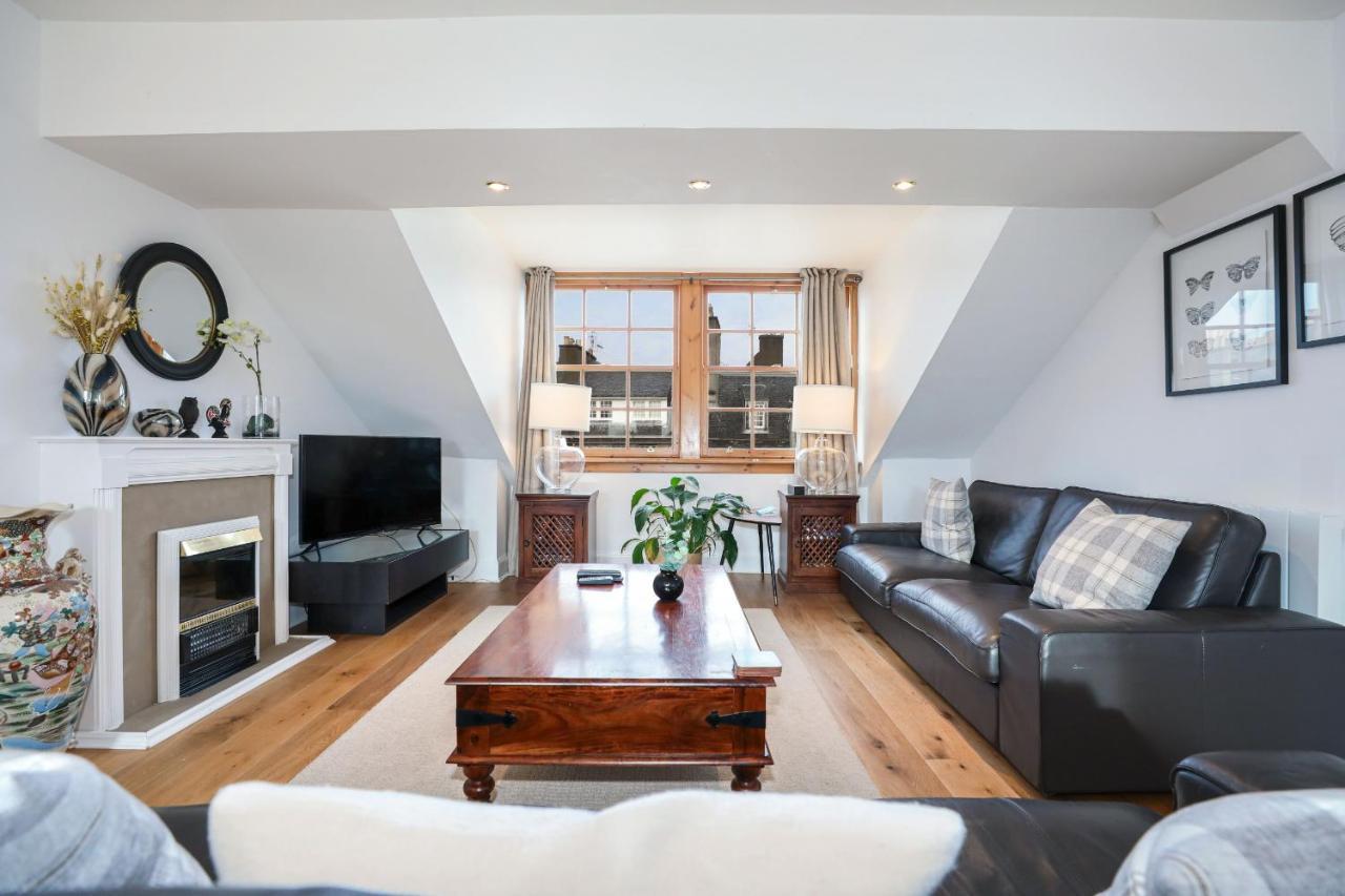 Luxury 3 Bed Royal Mile Apartment Edimburgo Exterior foto